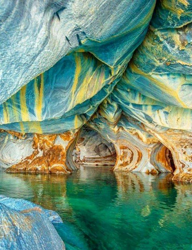 Blue canyon. Мраморные пещеры Чиле-Чико, Чили. Мраморные пещеры Патагонии Чили. Мраморные пещеры Южная Америка. Мраморная пещера Ялта.